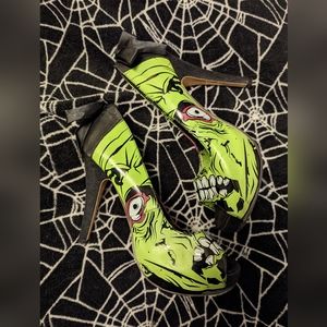 Iron Fist spiked Peep toe Zombie Heels.